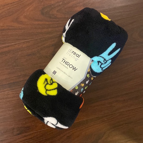 ✌🏼soft throw ✌🏼🌈 - Picture 1 of 3